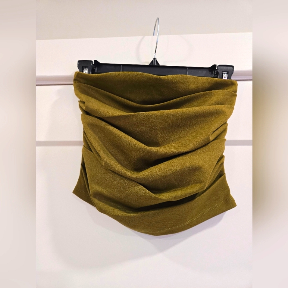 NA-KD Pleated Strapless Crop Top in Olive Green
